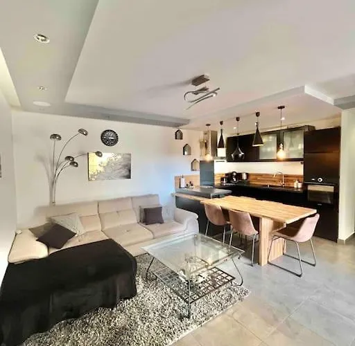 Au Coeur De Porto-vecchio شقة